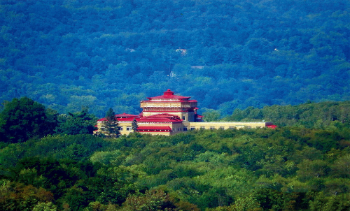 Holy Mountain Buddha Land'