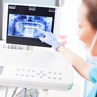 Philip C Roach, DDS Logo