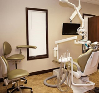 Periodontist'