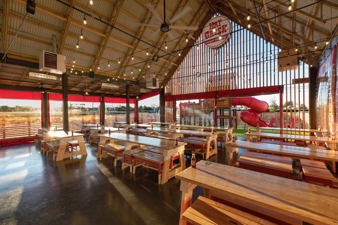 Hat Creek Burger Allen'