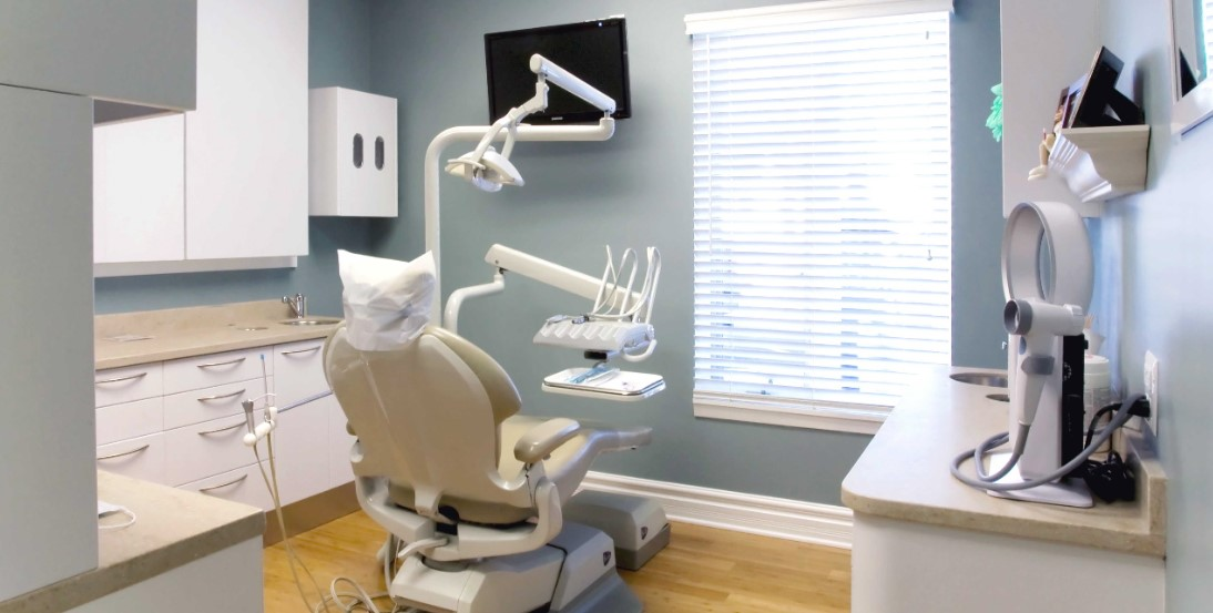 Barrington Emergency Dentist'
