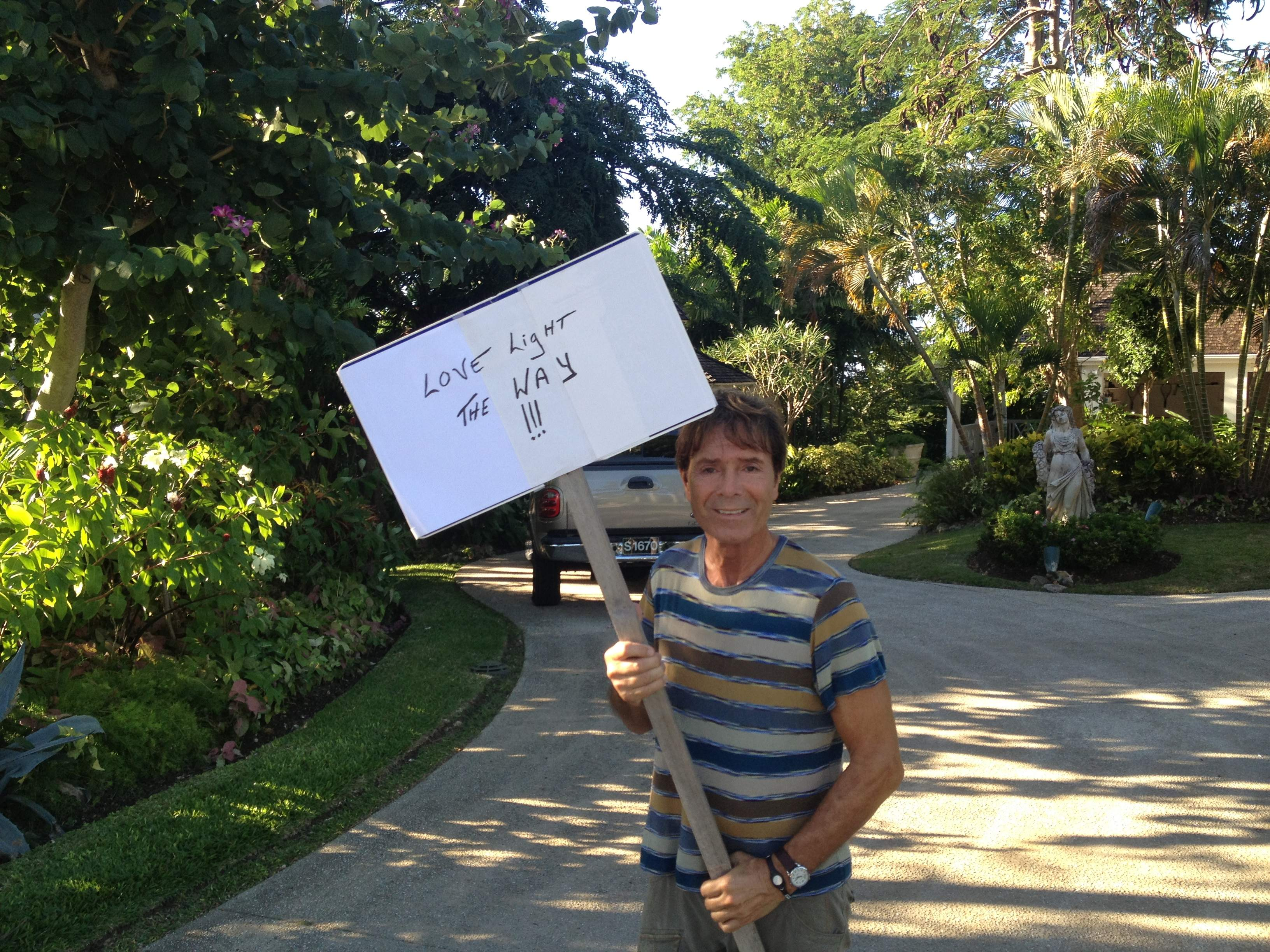 Sir Cliff Support