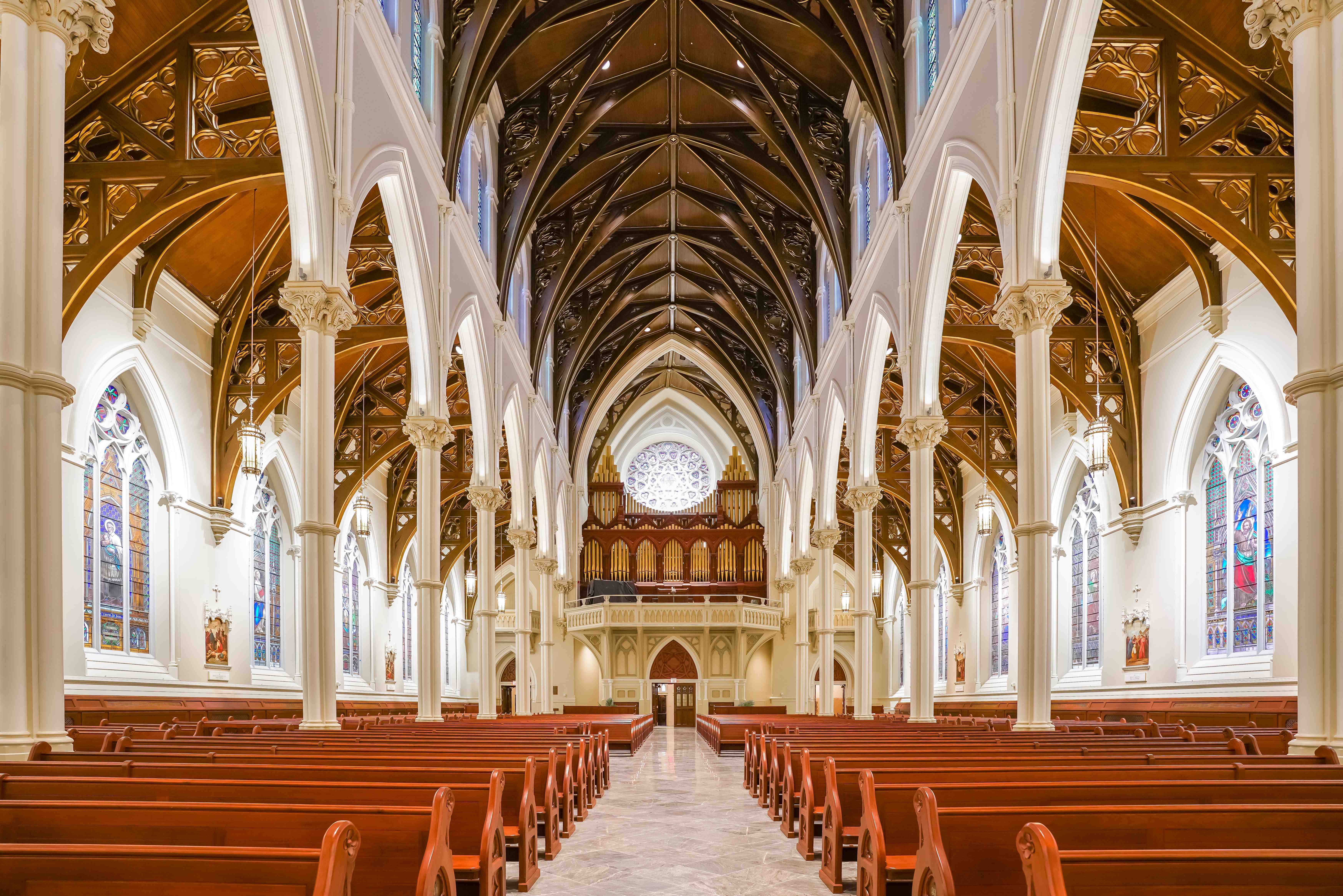 BOSTON'S CATHEDRAL OF THE HOLY CROSS CHOOSES POWERSOFT