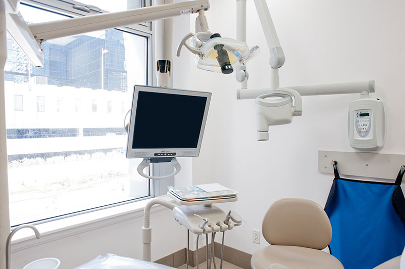 Dental Implants Toronto, ON'