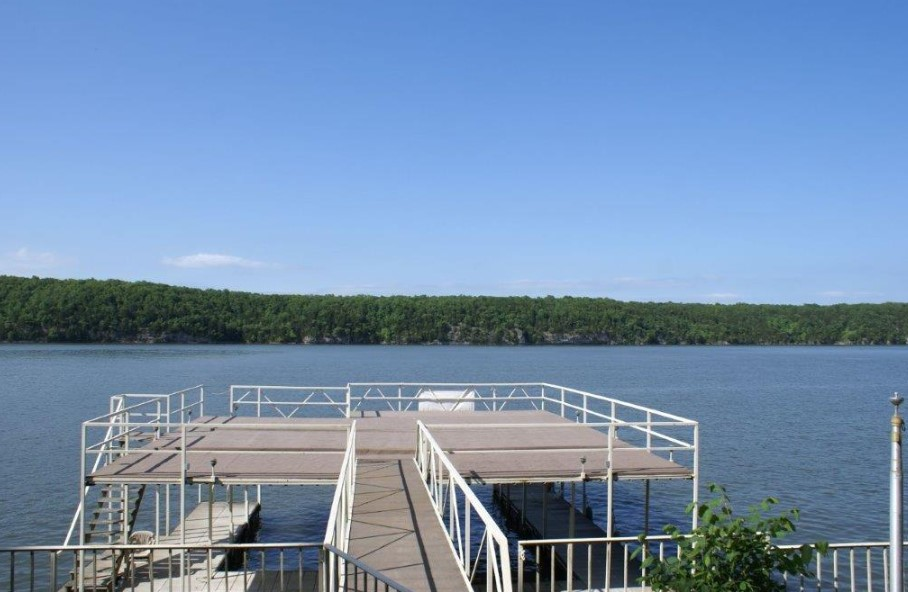 Lake Of The Ozarks Lake Homes'