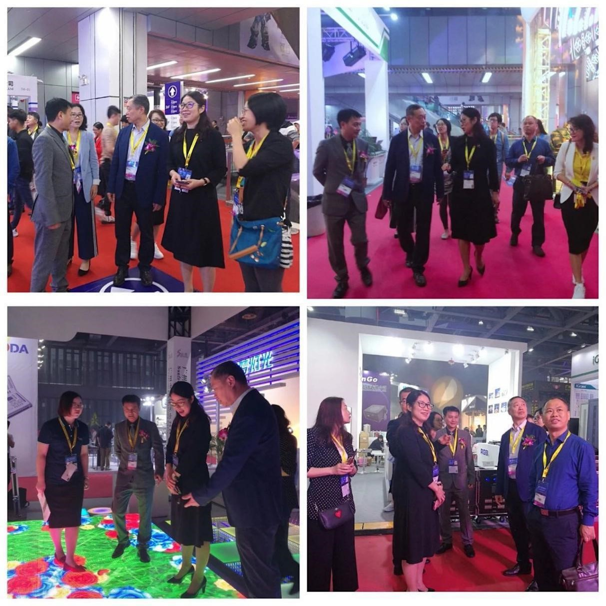 A Feast Combining Interactive Light Floor and LED Screen