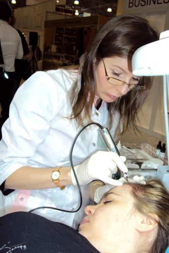 Permanent Make Up by Natalia Leon Logo