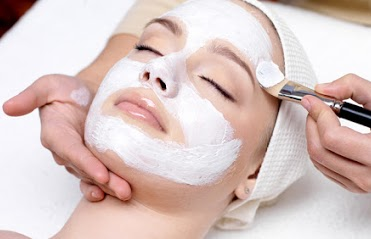 Crenshaw Fem Gym Spa