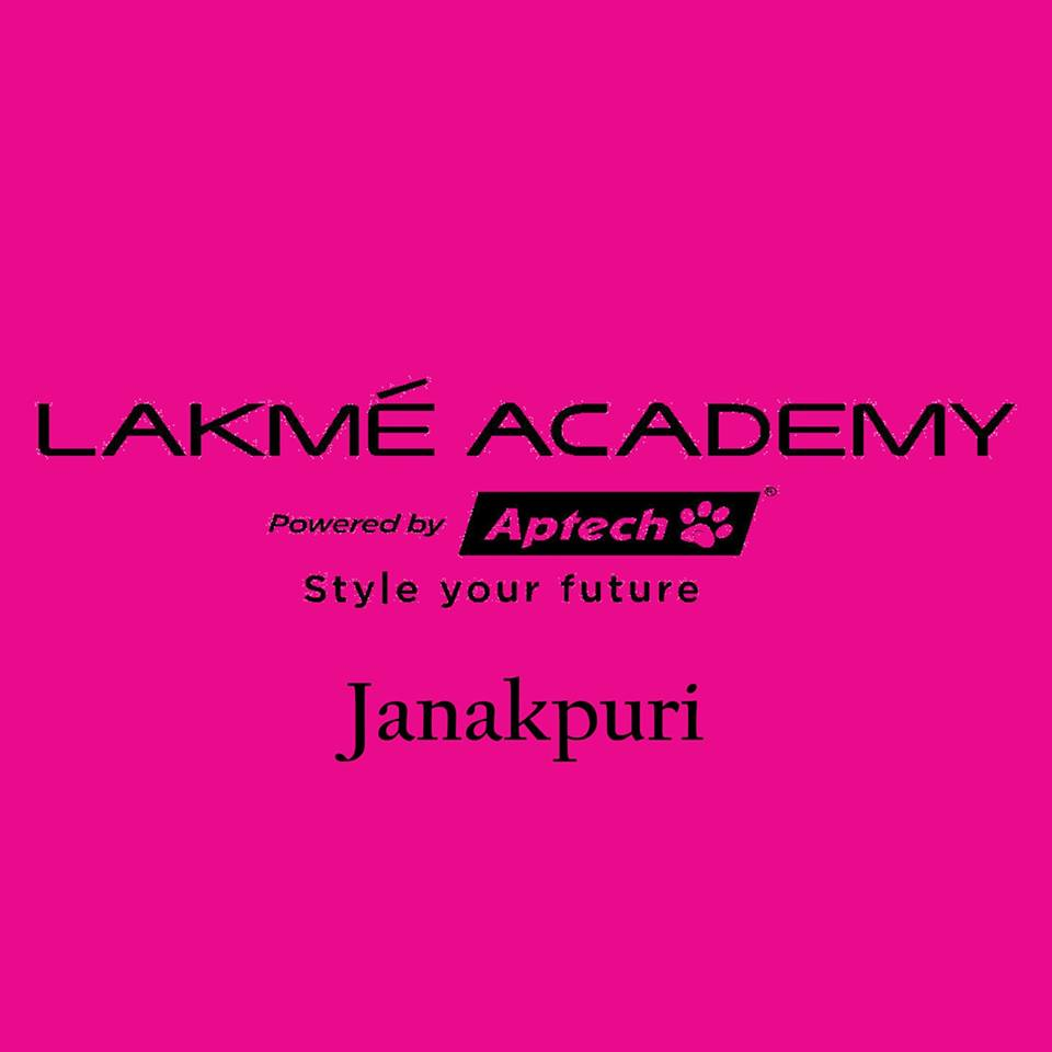 Top 10 Makeup Artist Course in Delhi'
