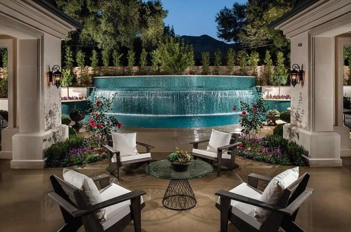 Pool Contractor'