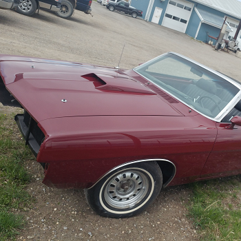 Company Logo For KWH Autobody'