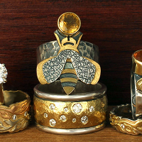 Reflective Jewelry Logo