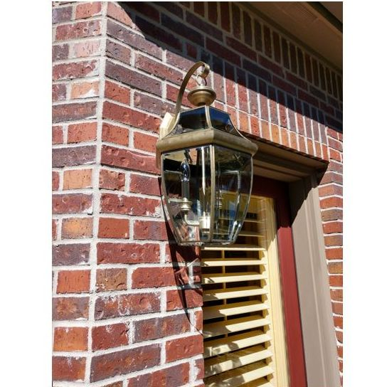 We Clean Windows And Luv It Inc Logo