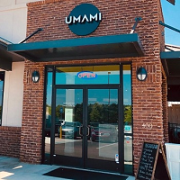 Umami Auburn Logo