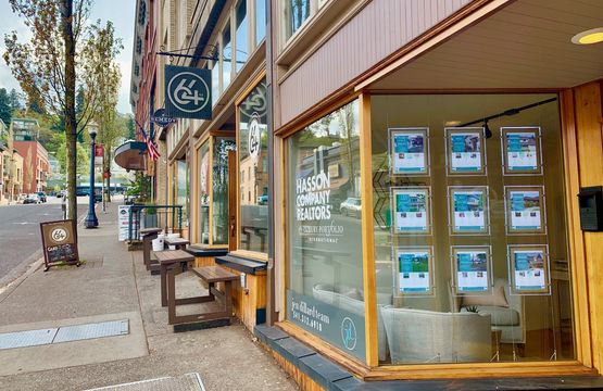 Company Logo For Real Estate Hood River'