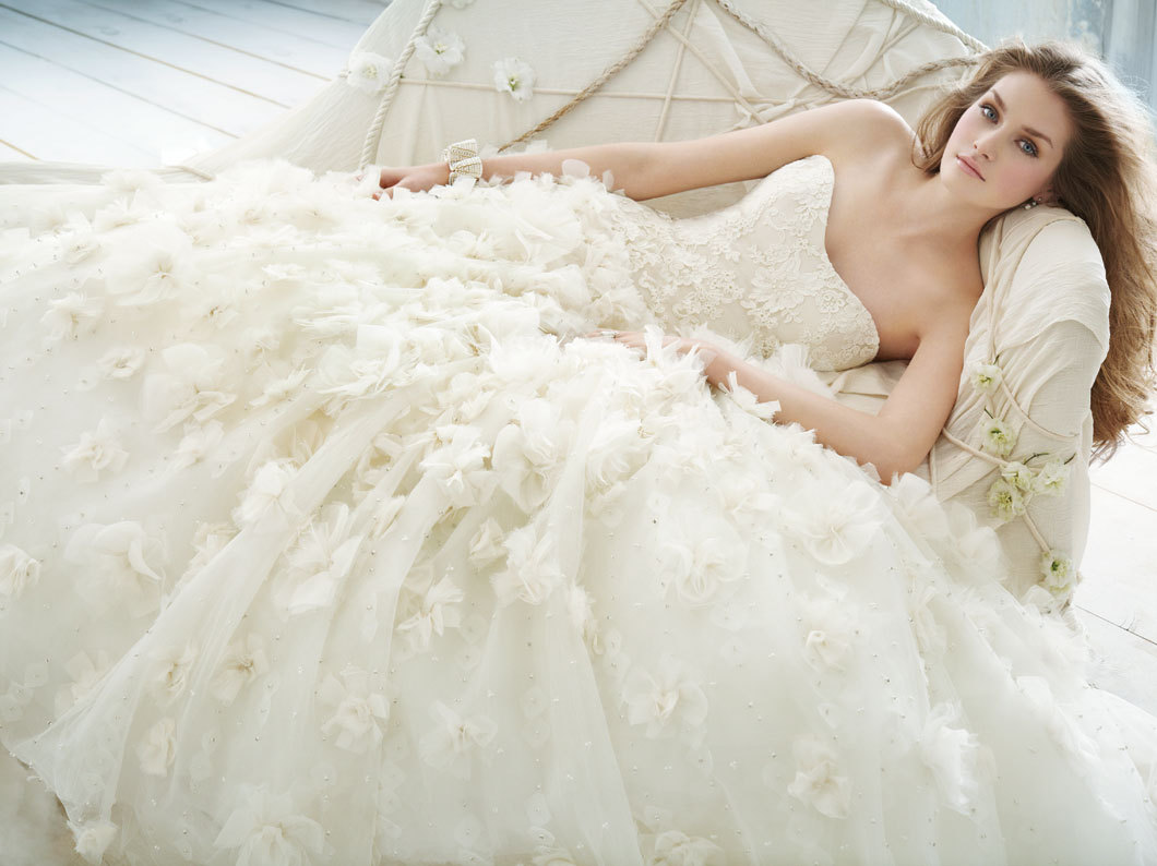 Sweetheart Wedding Dresses'