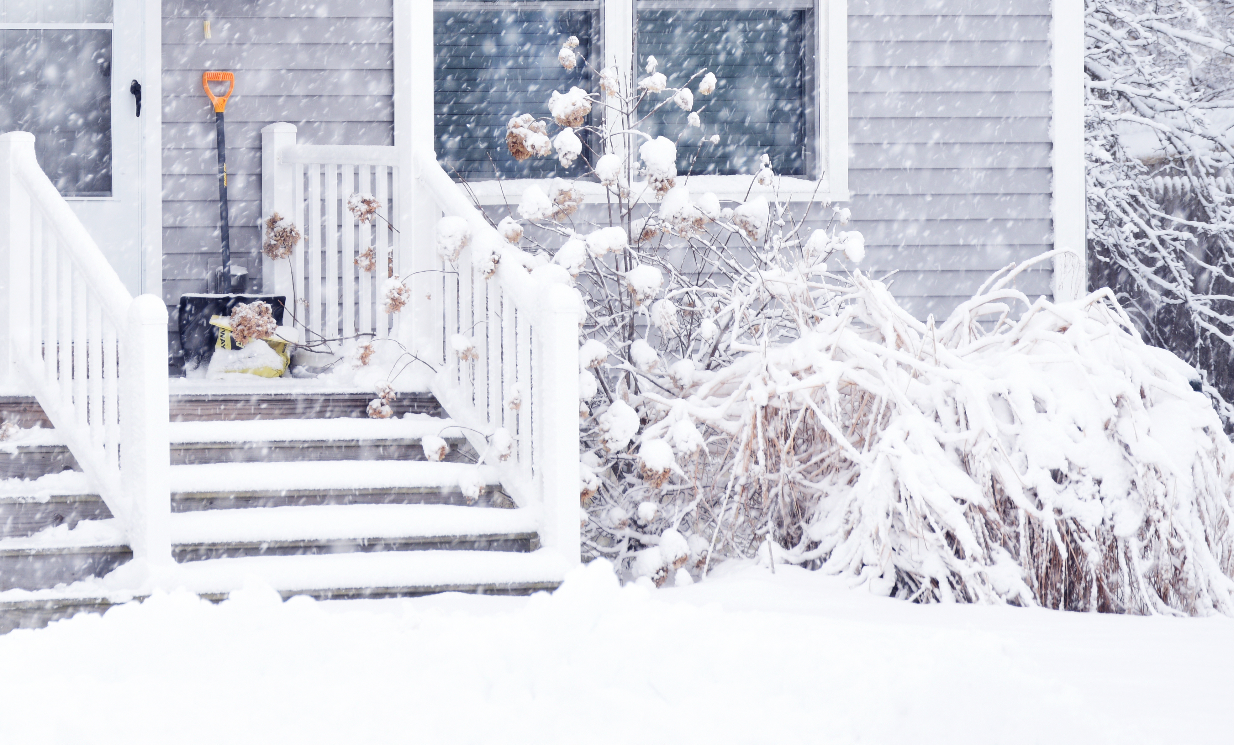 Get Ready for Winter Damage: Five Items Your Homeowners&