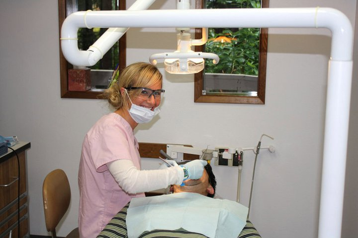 Bellevue Dentist and Oral Health Solutions Provider Launches'