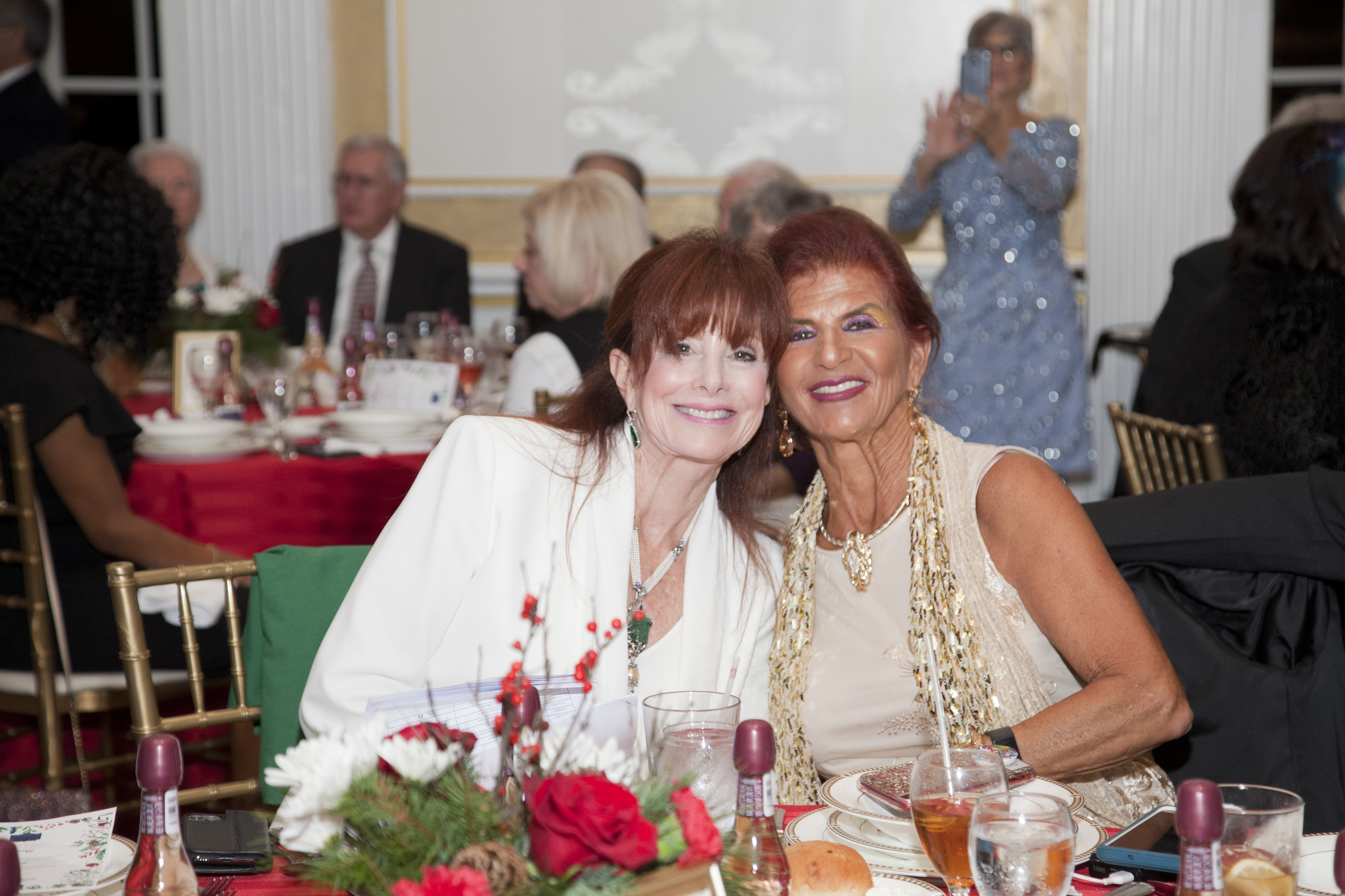 Crash Proof Retirement Honors Clients with Black Tie Gala