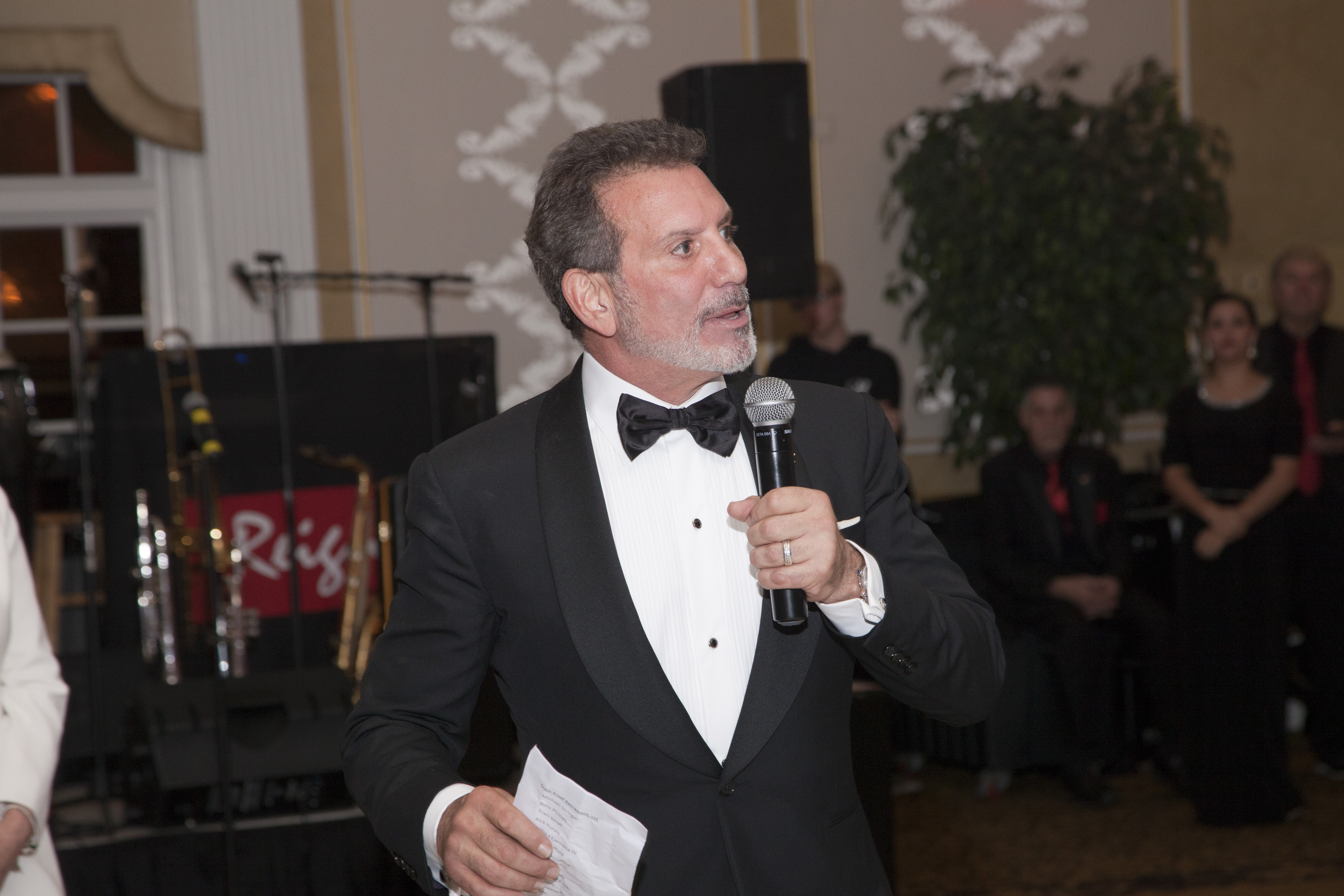 Crash Proof Retirement Honors Clients with Black Tie Gala