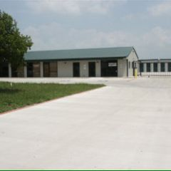 Country Club Storage Logo