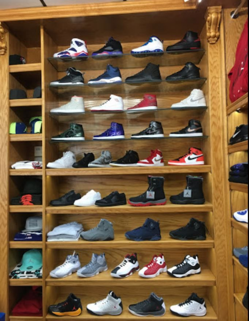 Shoe Store'