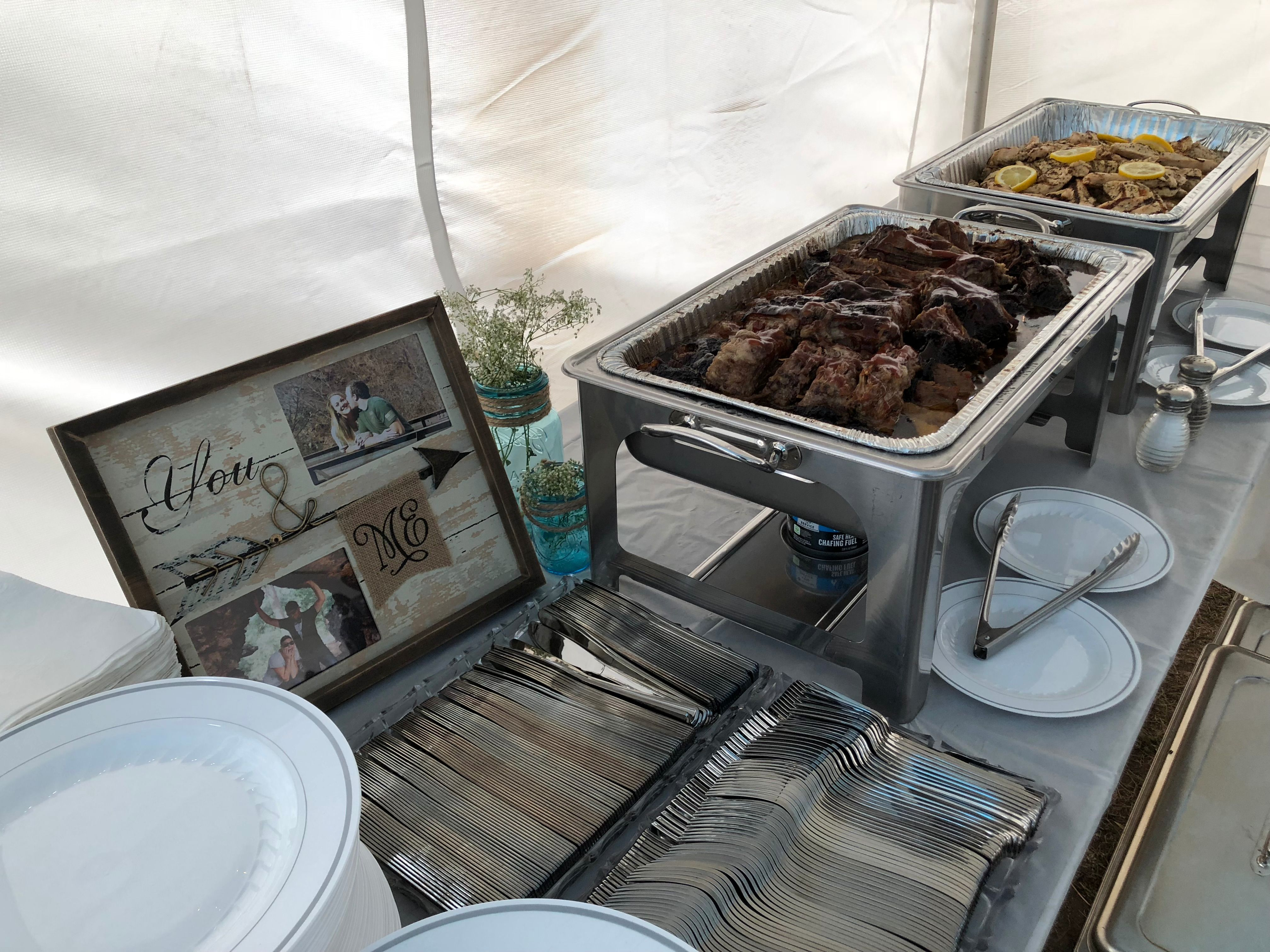 Caputa's Catering Logo