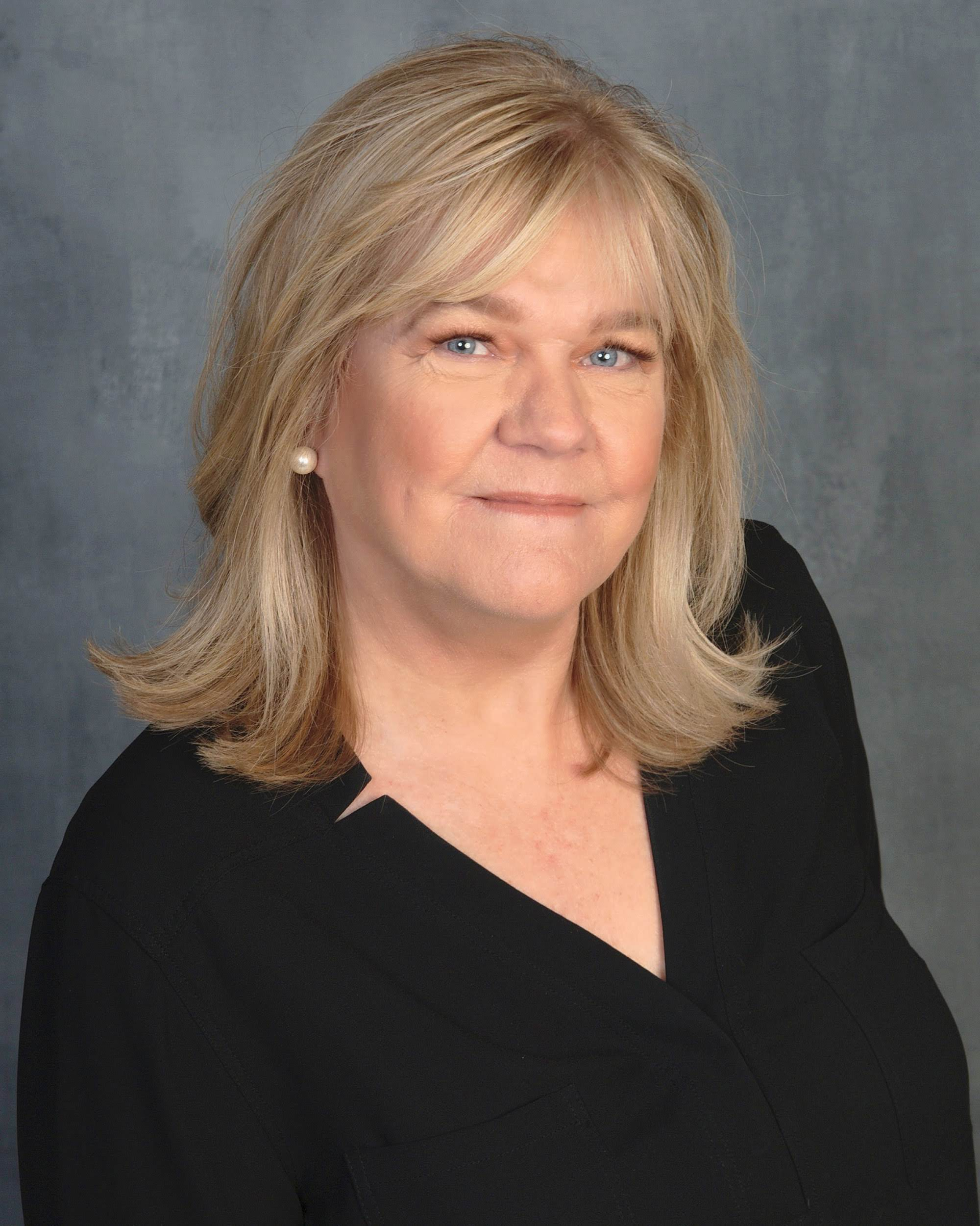 Tara Low, Founder and Editor of&nbsp;Guitar Girl Magazin'