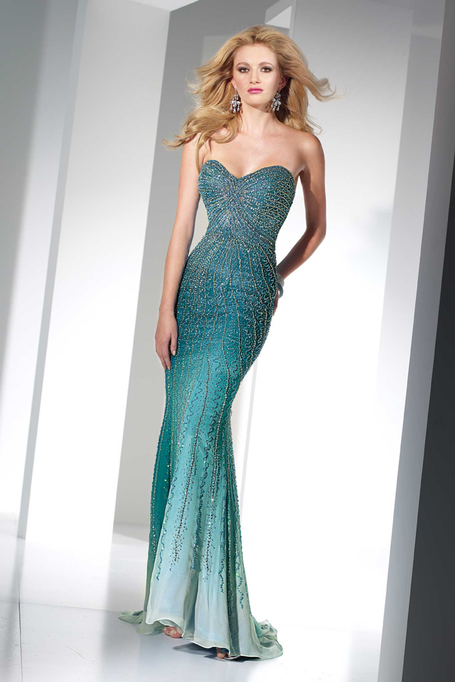 Growing Prom Dresses Supplier, Dressthat.com's Target Is No.'