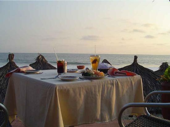 Seaside Table