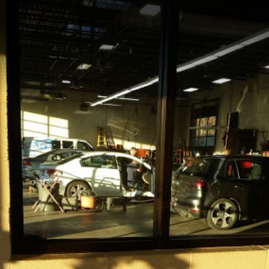 Windshield Replacement'