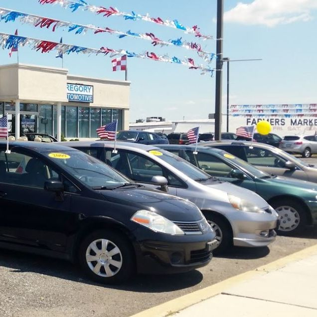 Used Car Dealership'