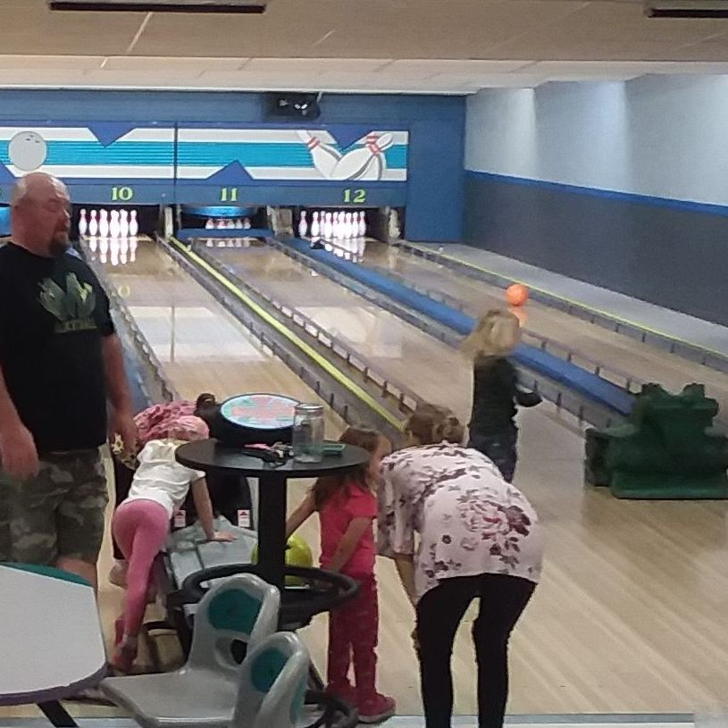 Bowling Center'