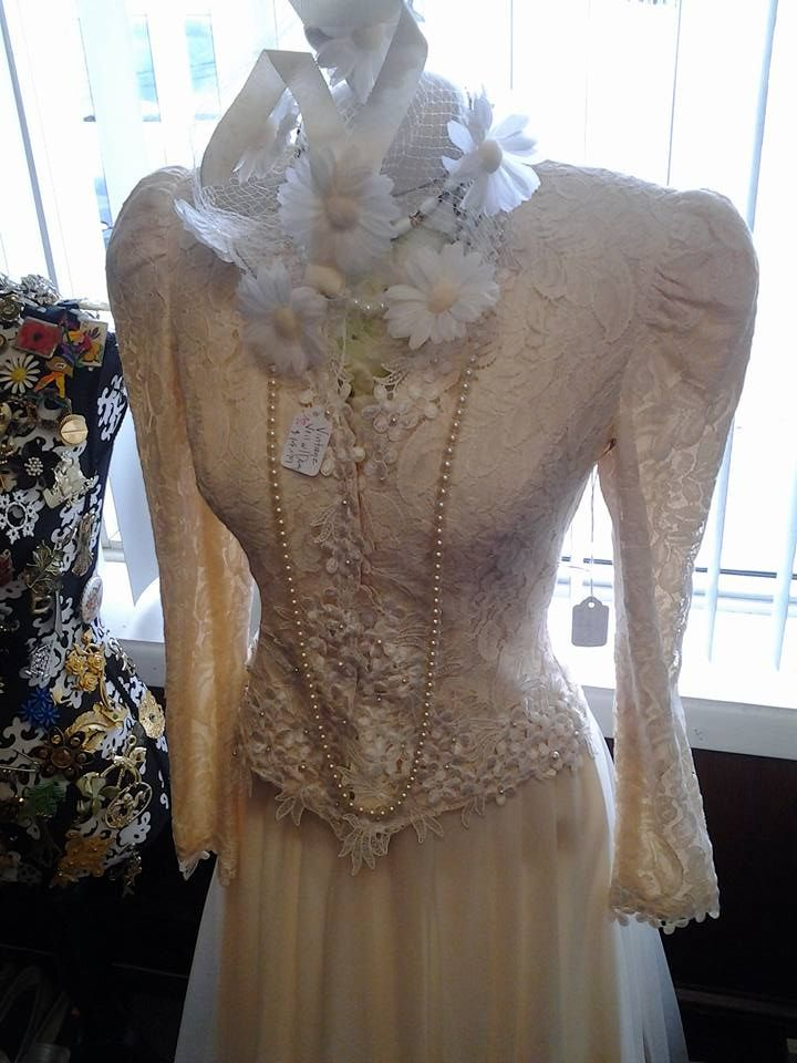 Vintage Accessories'