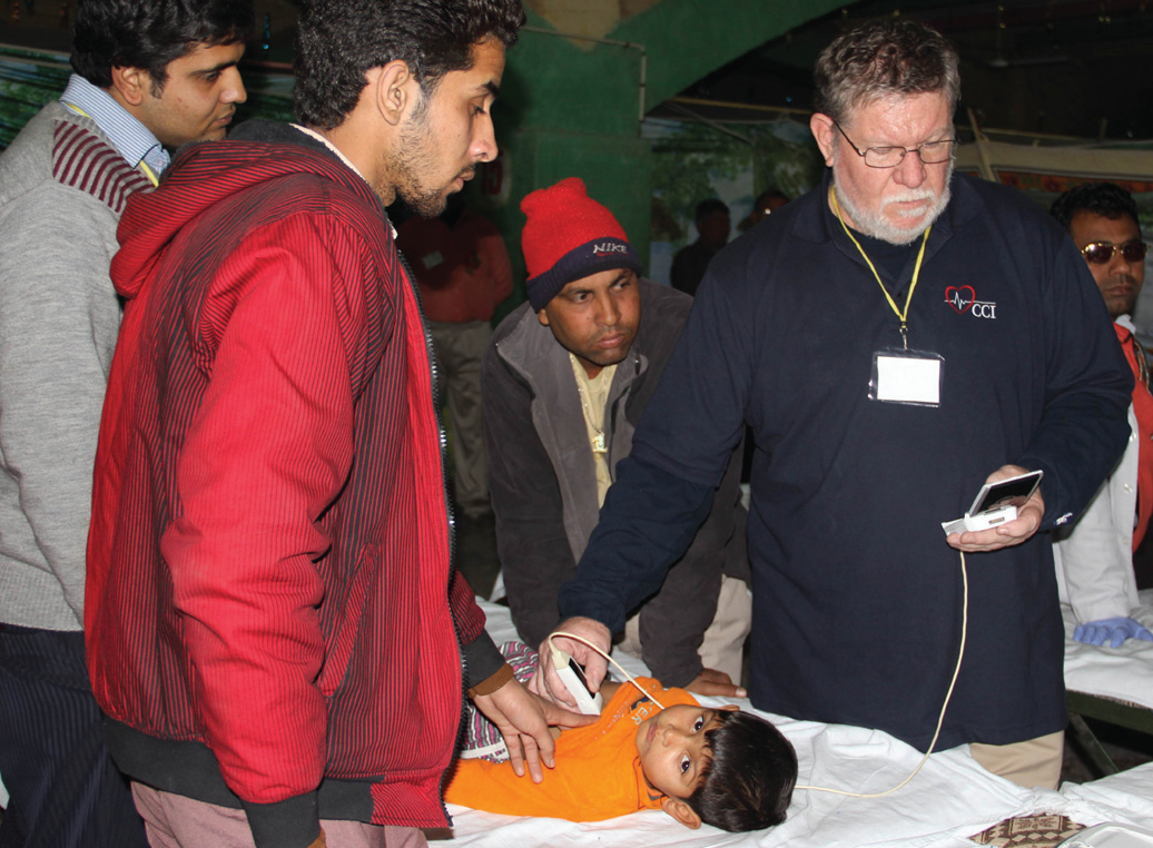 Physician using Studycast mobile medical imaging during trip