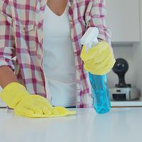 Company Logo For Live 2 Clean'