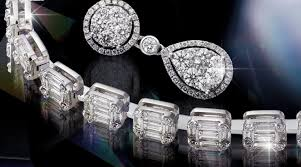 Luxury Diamond Jewelry Market