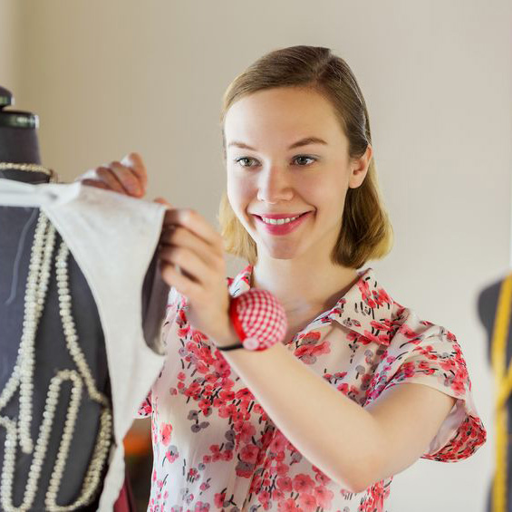 Custom Wedding Dresses'