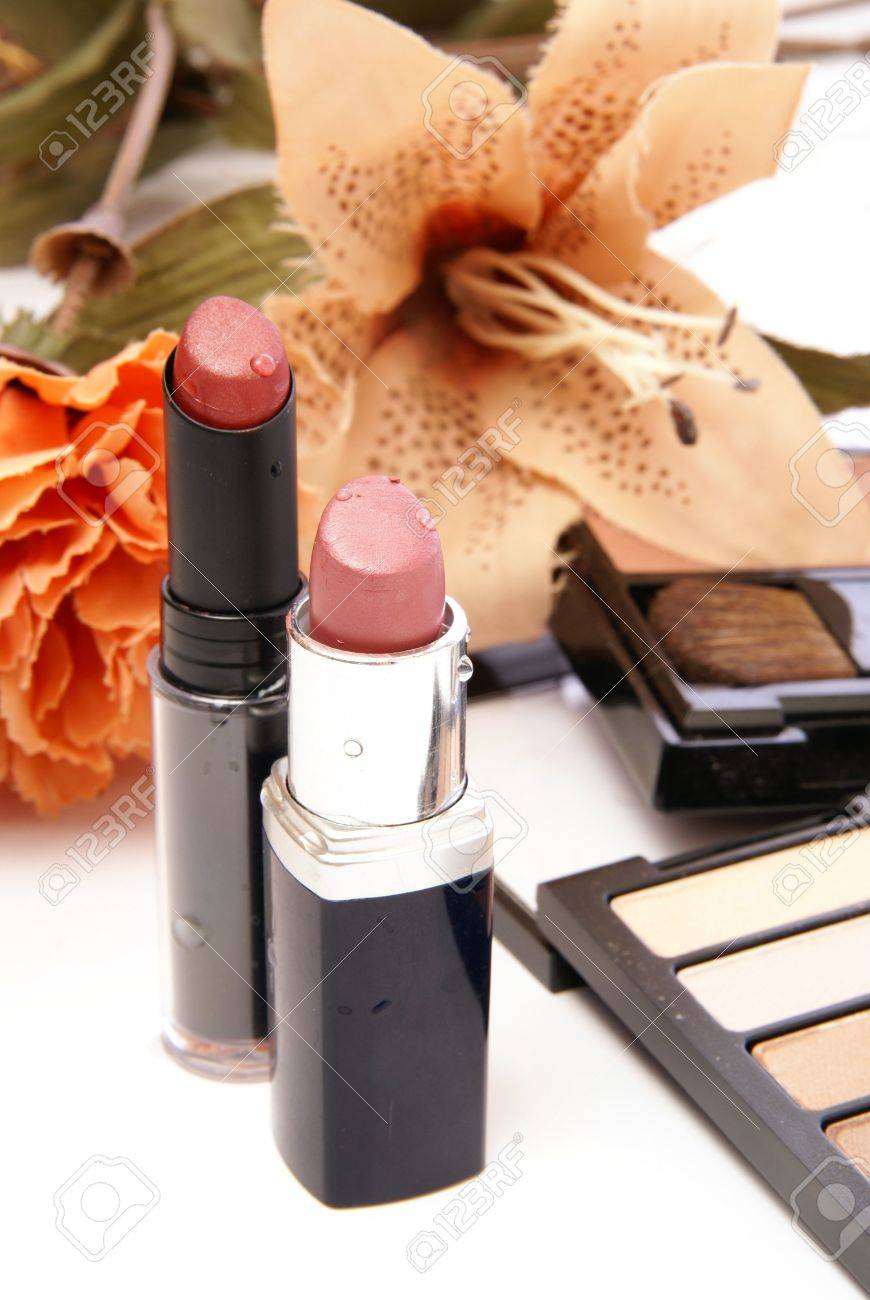 Moist Lipstick Market