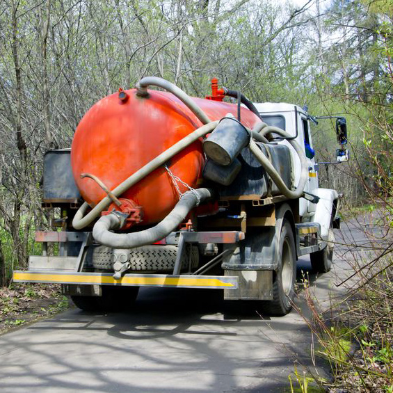 A and E Contractor/Septic Logo