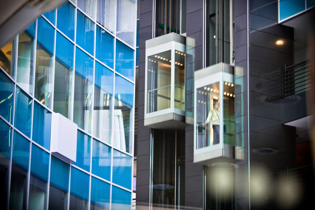 Elevator Market'