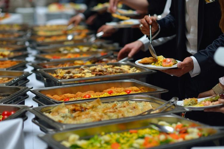 Catering And Food Service Contractor Market Sets the Table f