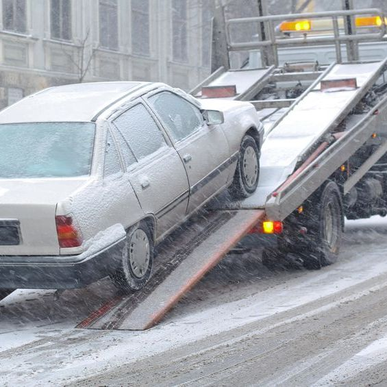 Wrecker Service'