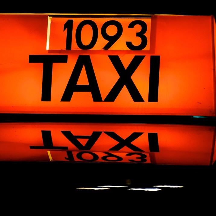 Taxi'