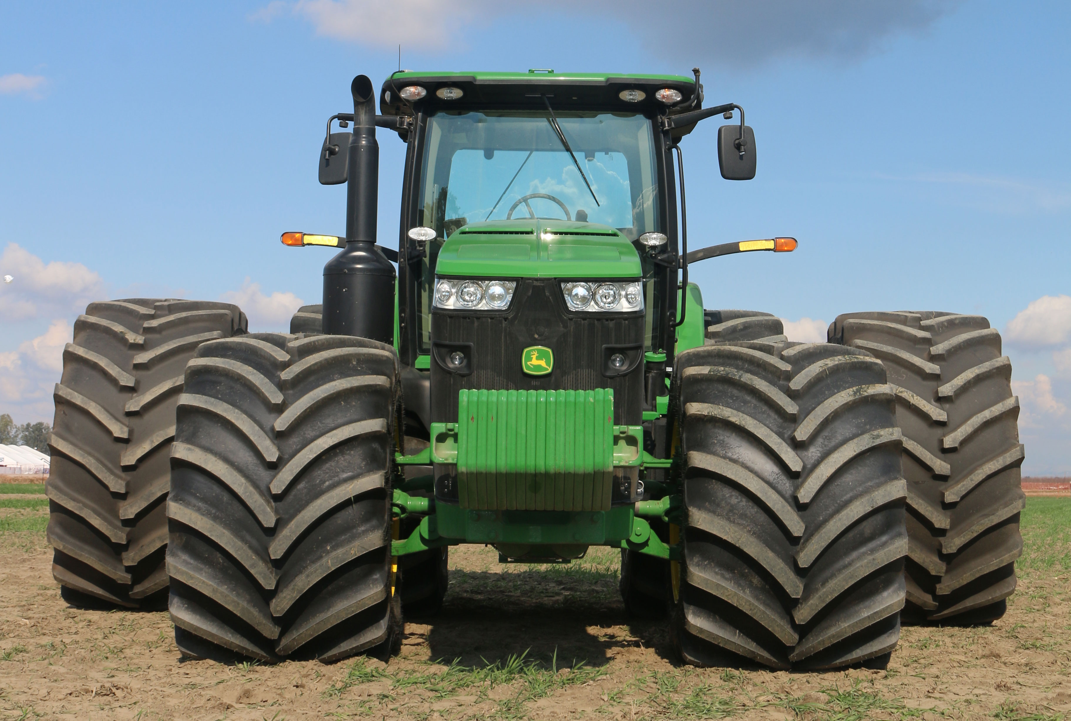 Agricultural Tractor Tires Market