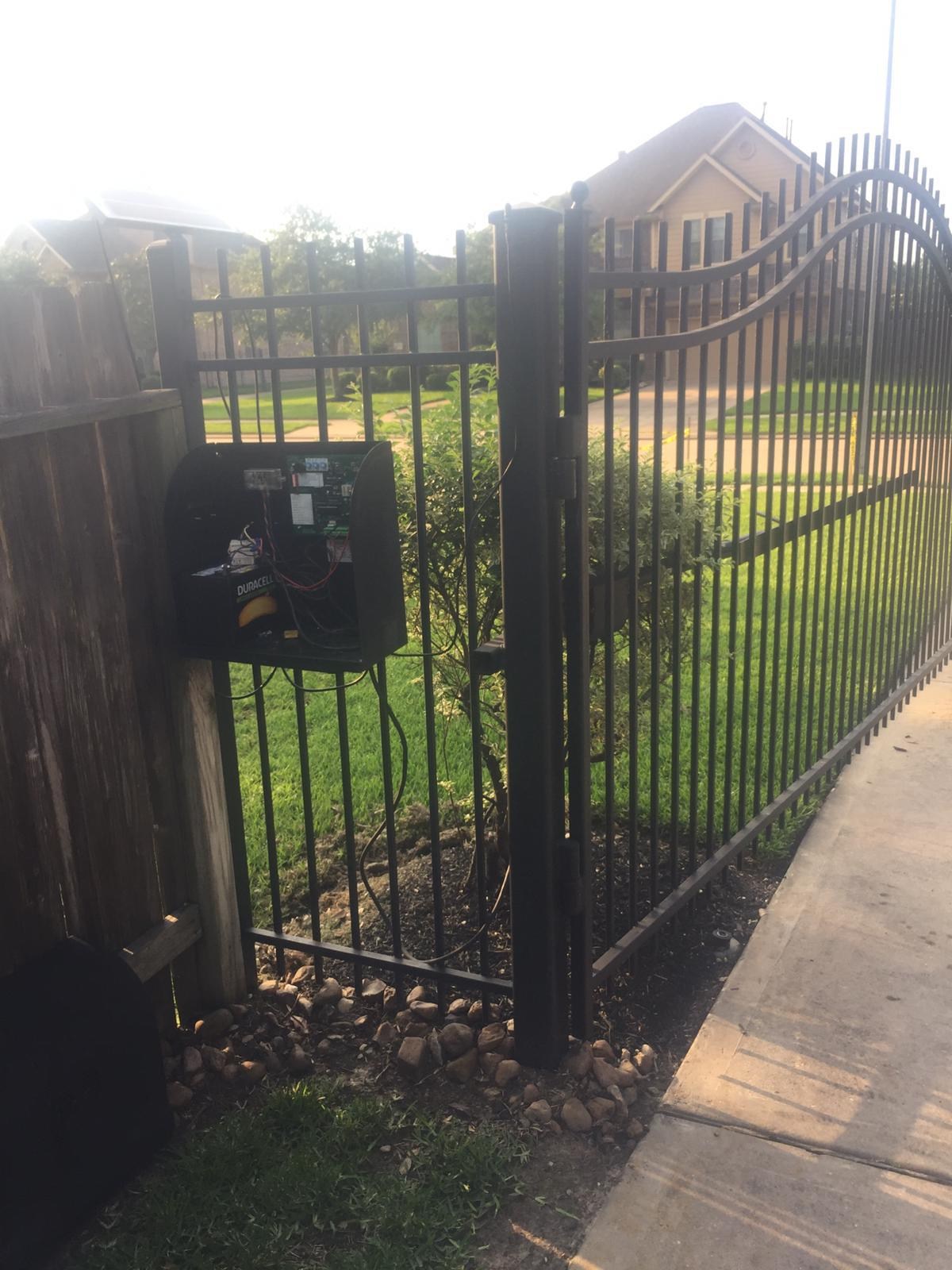 Grand Prairie Gate Repair Installation Central