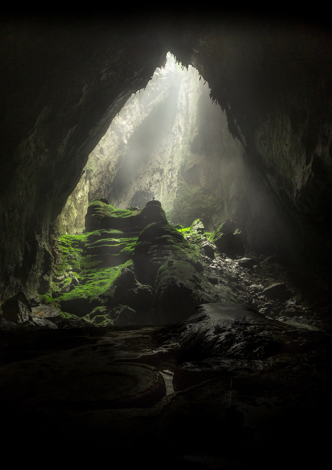 Largest Cave in the World Hang Son Doong Vietnam - The Scale