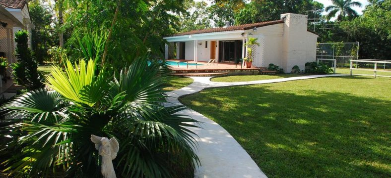 Discover La Finca in Miami