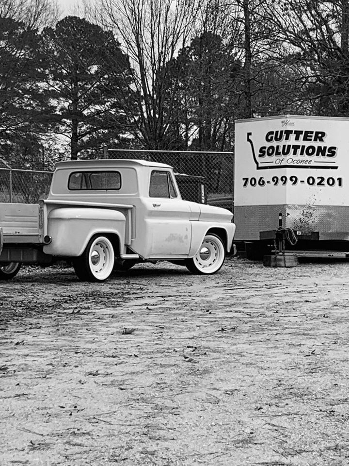 Gutter cleaning service'