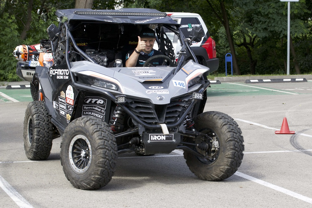 CFOMOTO Factory Racing Team